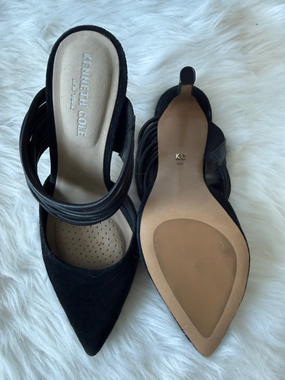 Kenneth Cole Black Pointed Toe Pumps with Wrapped Straps
